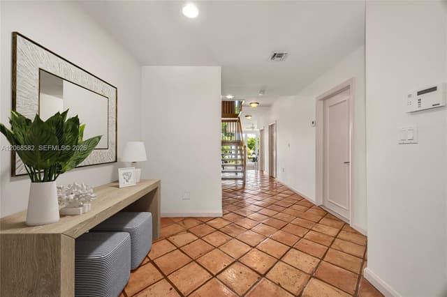 5996 Paradise Point Dr, Palmetto Bay FL 33157 - Palmetto Bay, FL - Photo 5