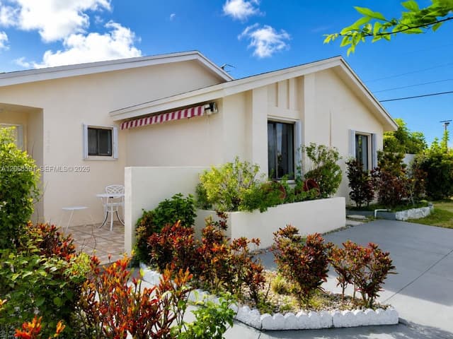19226 SW 123rd Ave, Miami FL 33177 - Miami, FL - Photo 2