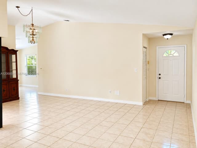 19226 SW 123rd Ave, Miami FL 33177 - Miami, FL - Photo 5