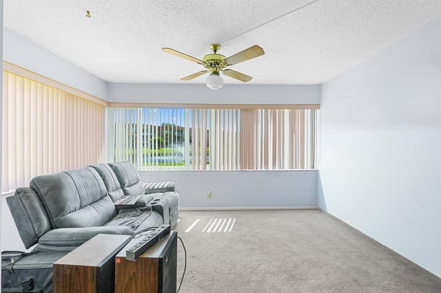 9861 Sunrise Lakes Boulevard # 101, Sunrise FL 33322 - Sunrise, FL - Photo 7