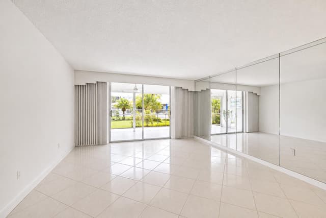 1025 SE 4th Avenue # 101, Dania Beach FL 33004 - Dania Beach, FL - Photo 2