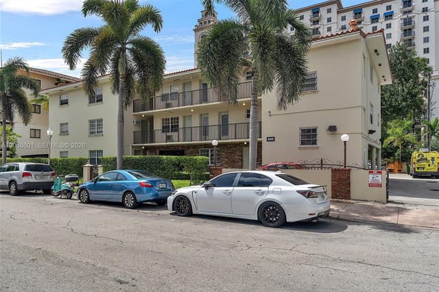 318 Majorca Ave # 304, Coral Gables FL 33134 - Coral Gables, FL - Photo 2