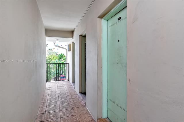 318 Majorca Ave # 304, Coral Gables FL 33134 - Coral Gables, FL - Photo 4