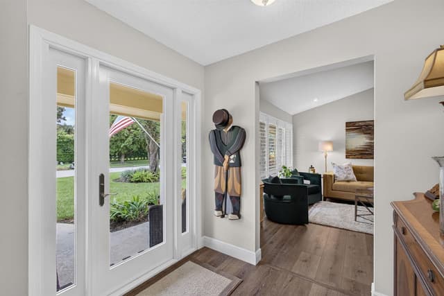 26 Cambria Road W, Palm Beach Gardens FL 33418 - Palm Beach Gardens, FL - Photo 4