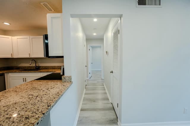 6231 Bay Club Drive # 4, Fort Lauderdale FL 33308 - Fort Lauderdale, FL - Photo 5