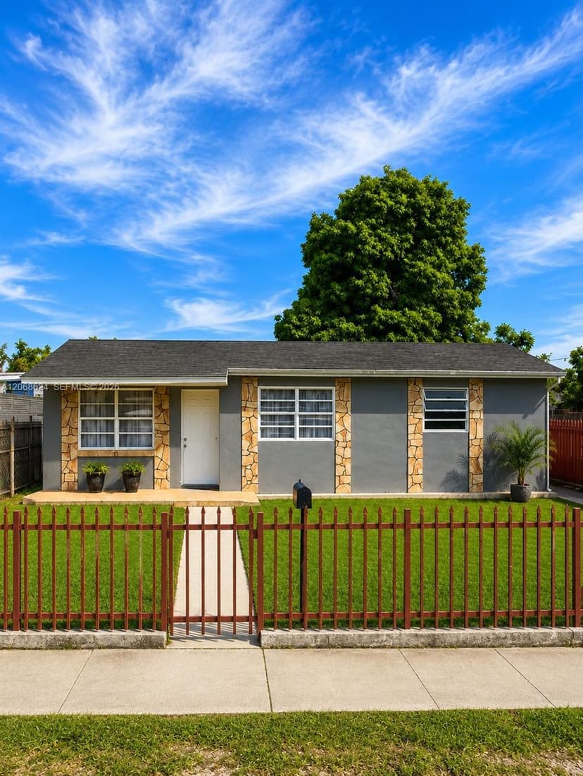 19811 SW 116th ave, Miami FL 33157