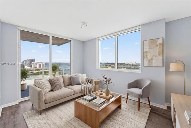 244 Biscayne Blvd # 3702, Miami FL 33132 - Miami, FL - Photo 4