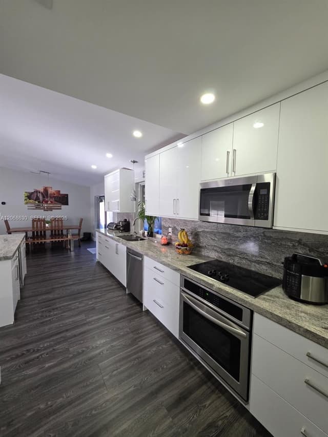 11122 SW 143rd Ct, Miami FL 33186 - Miami, FL - Photo 3