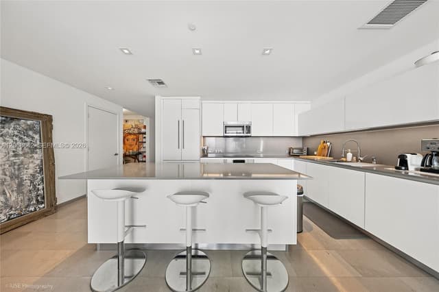 68 SE 6th St # 2909, Miami FL 33131 - Miami, FL - Photo 3