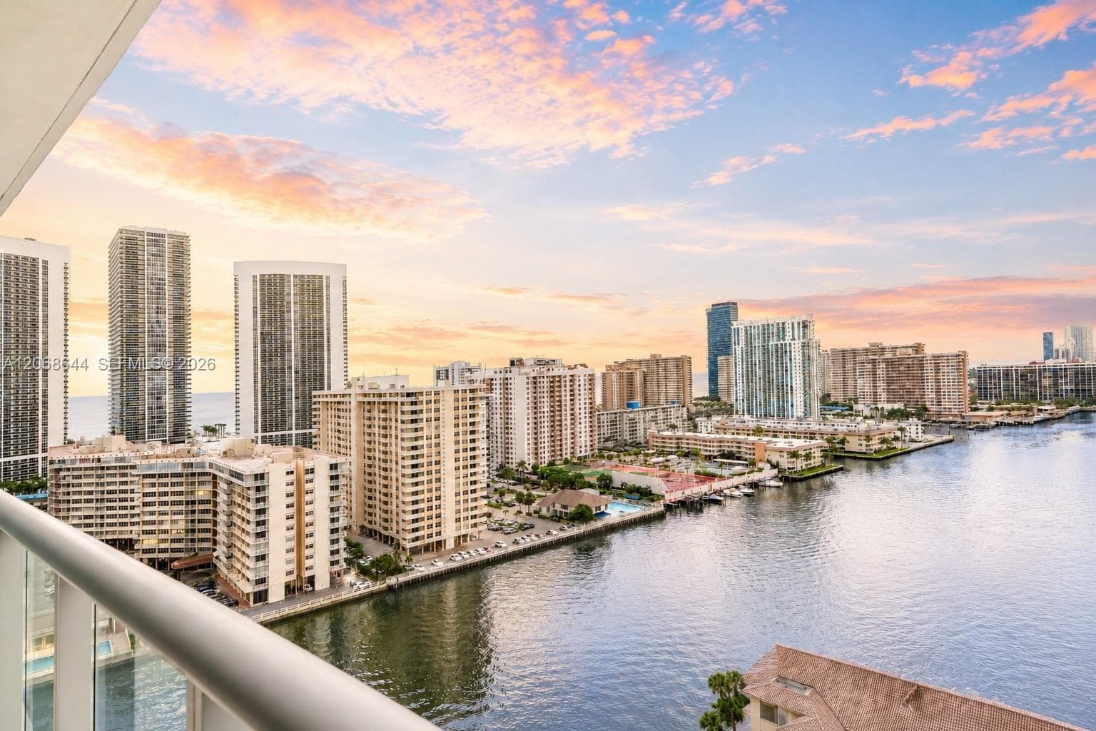 2602 E Hallandale Beach Blvd # R1905, Hallandale Beach FL 33009