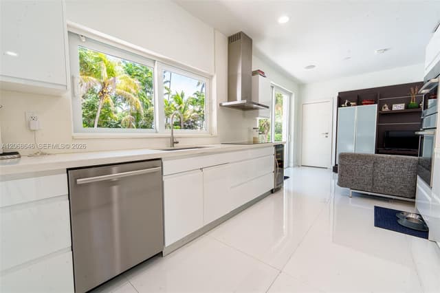 7277 SW 165th St, Palmetto Bay FL 33157 - Palmetto Bay, FL - Photo 6