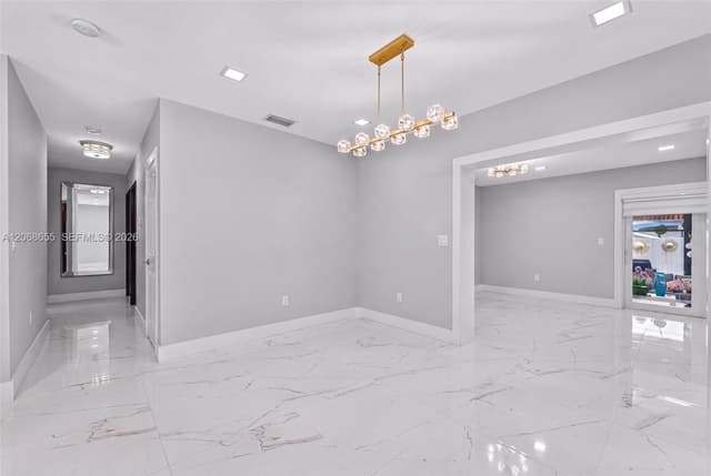 700 W 51st Pl, Hialeah FL 33012 - Hialeah, FL - Photo 7