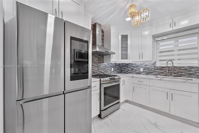 700 W 51st Pl, Hialeah FL 33012 - Hialeah, FL - Photo 5