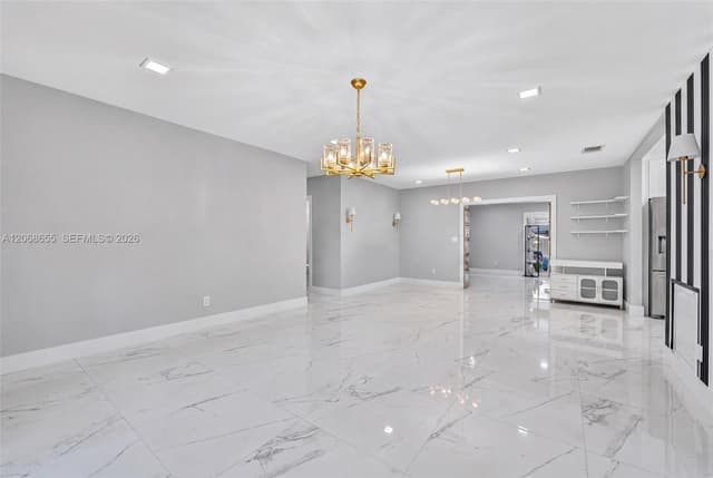 700 W 51st Pl, Hialeah FL 33012 - Hialeah, FL - Photo 4