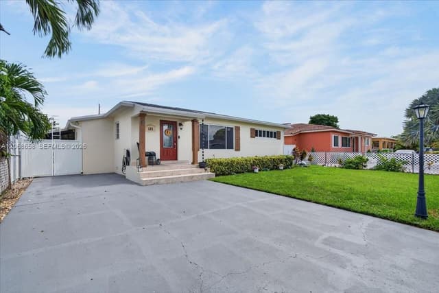 121 E 36th St, Hialeah FL 33013 - Hialeah, FL - Photo 2