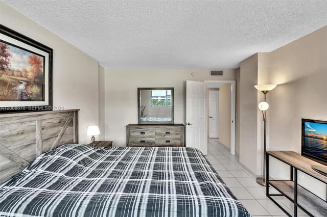9273 Collins Ave # 308, Surfside FL 33154 - Surfside, FL - Photo 6
