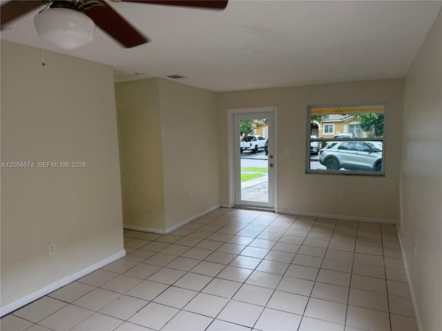 70 SW 14th Ter, Homestead FL 33030 - Homestead, FL - Photo 2