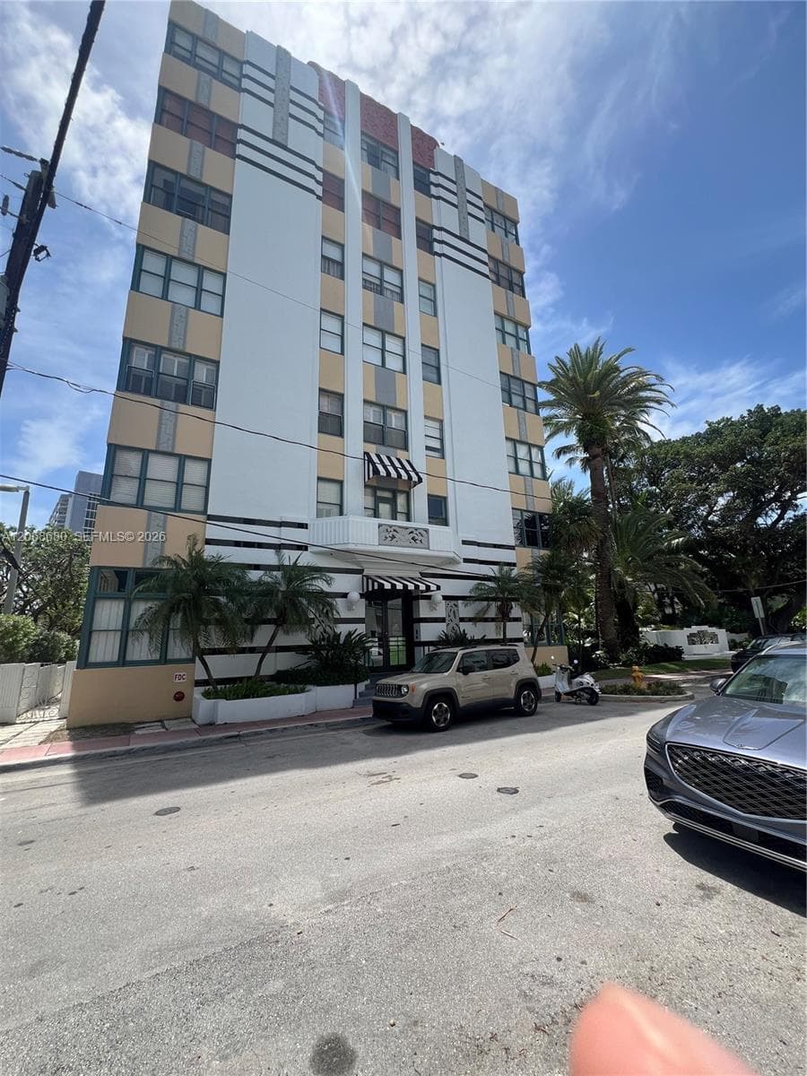 2421 Lake Pancoast Dr # 4D, Miami Beach FL 33140 - Miami Beach, FL - Photo 1