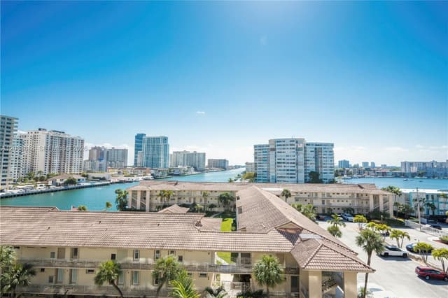 2602 E Hallandale Beach Blvd # R707, Hallandale Beach FL 33009 - Hallandale Beach, FL - Photo 2