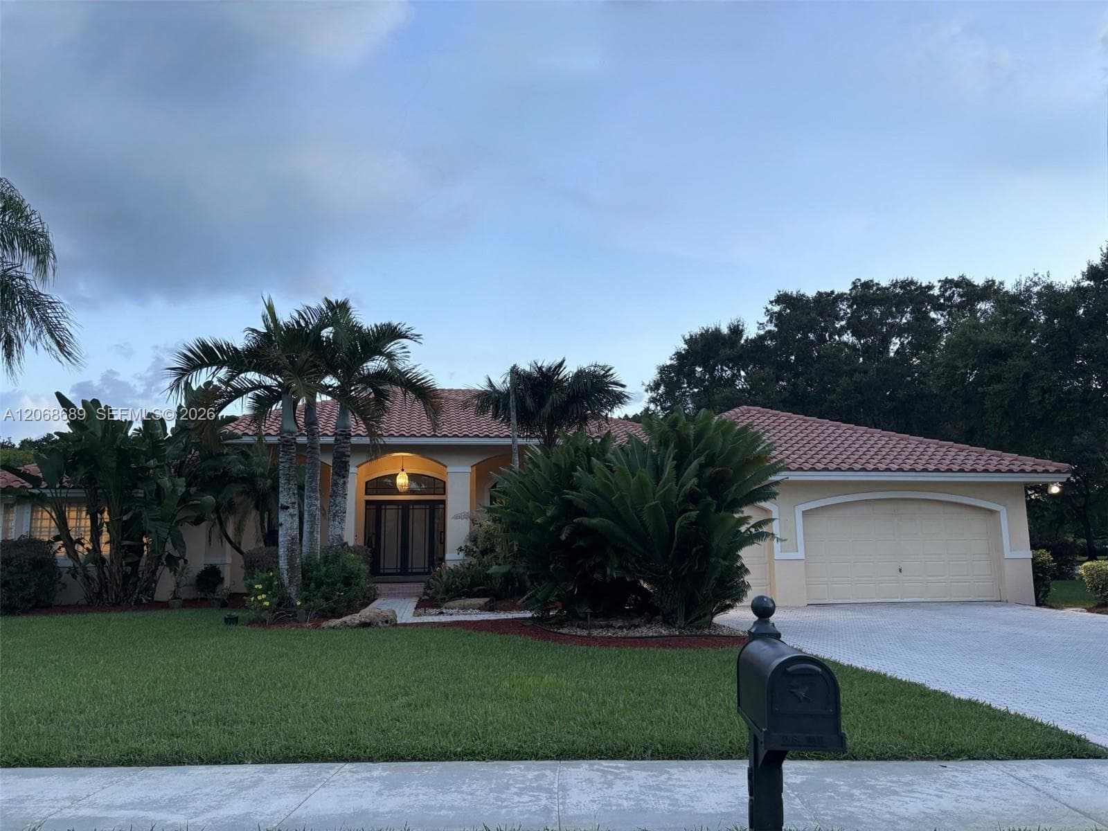 10660 SW 44th Ct, Davie FL 33328 - Davie, FL - Photo 1