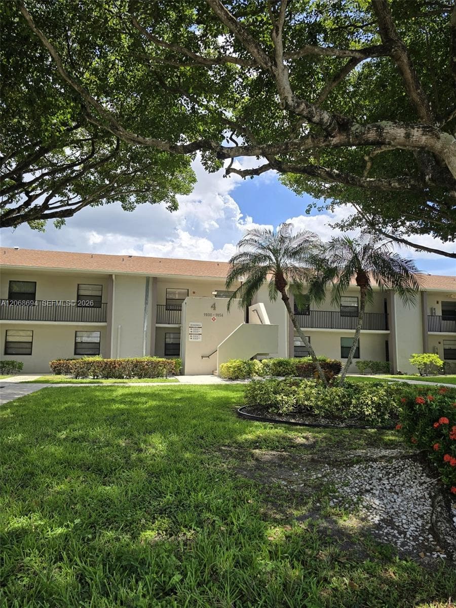 9830 W Mcnab Rd # 208, Tamarac FL 33321 - Tamarac, FL - Photo 1