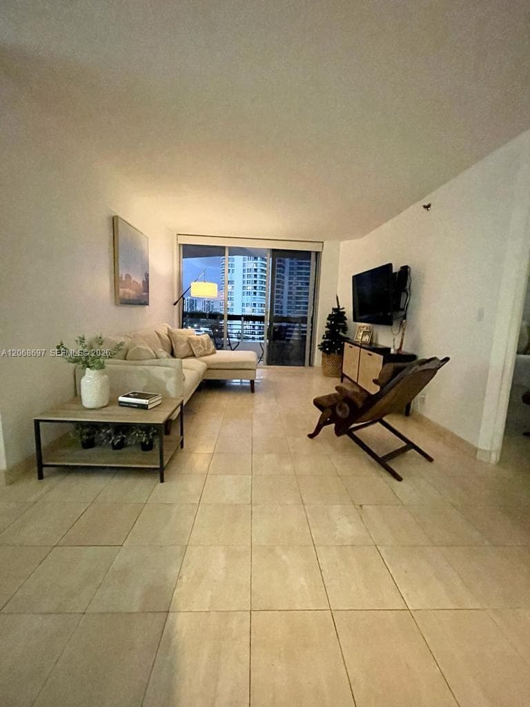 3600 Mystic Pointe dr # 1010, Aventura FL 33180 - Aventura, FL - Photo 1