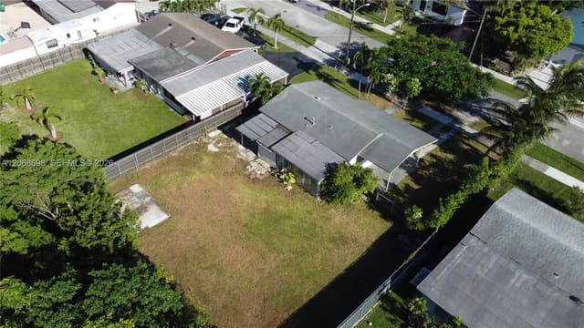 11935 SW 37th St, Miami FL 33175 - Miami, FL - Photo 7