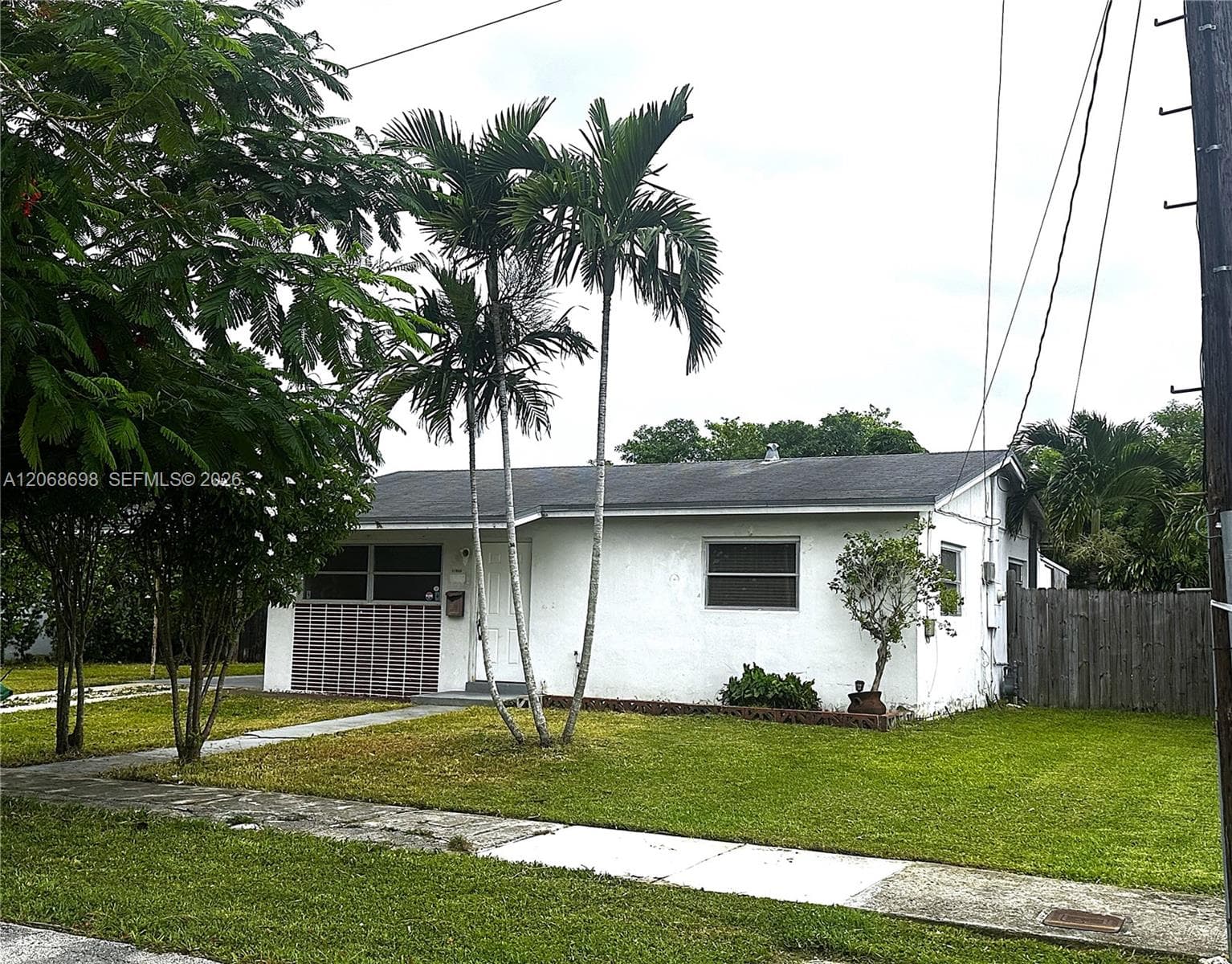 11935 SW 37th St, Miami FL 33175 - Miami, FL - Photo 1