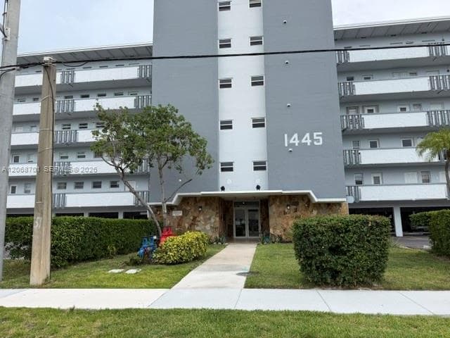 1445 Atlantic Shores Blvd # 605, Hallandale Beach FL 33009 - Hallandale Beach, FL - Photo 1