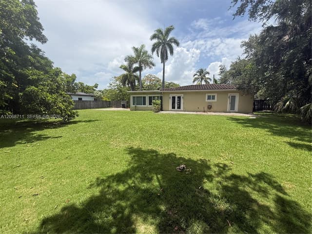 6200 SW 78th St, South Miami FL 33143 - South Miami, FL - Photo 2