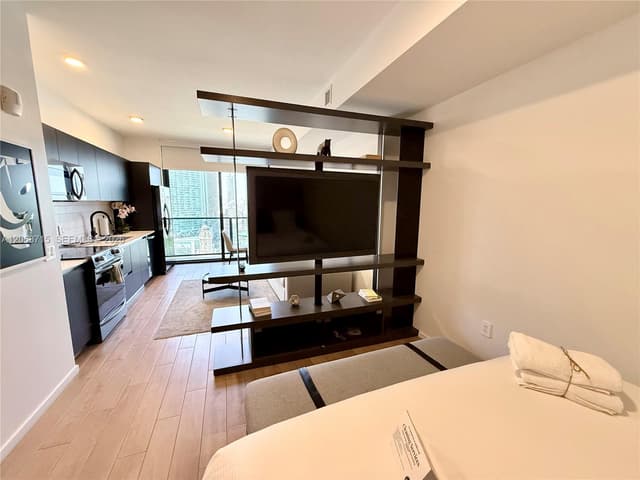 398 NE 5th St # 2203, Miami FL 33132 - Miami, FL - Photo 7