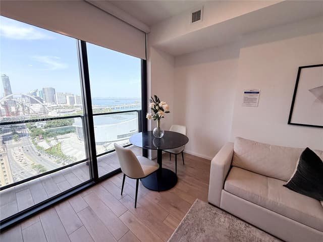 398 NE 5th St # 2203, Miami FL 33132 - Miami, FL - Photo 5