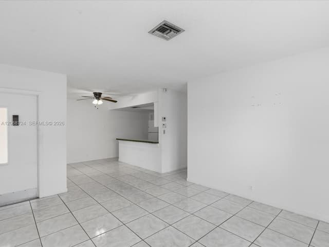 4815 SW 65th Way, Davie FL 33314 - Davie, FL - Photo 3