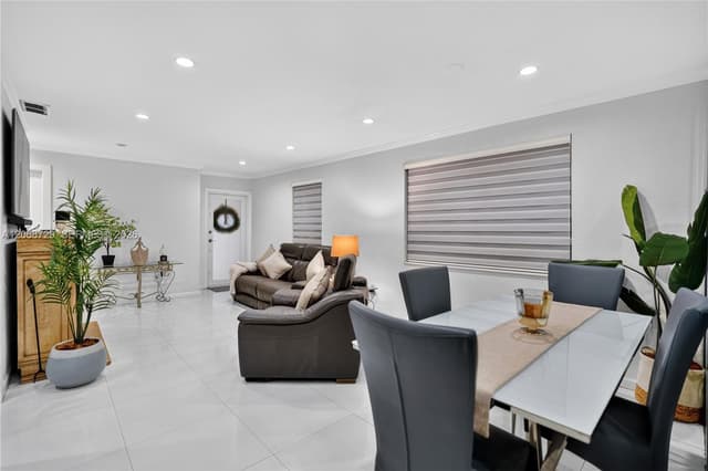 2050 SW 122nd Ave # 21, Miami FL 33175 - Miami, FL - Photo 6
