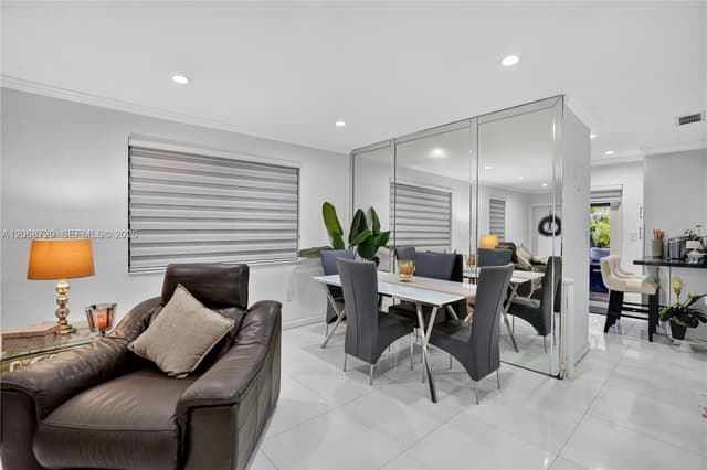 2050 SW 122nd Ave # 21, Miami FL 33175 - Miami, FL - Photo 7
