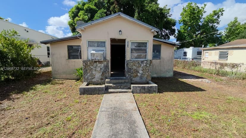 3168 NW 66th St, Miami FL 33147
