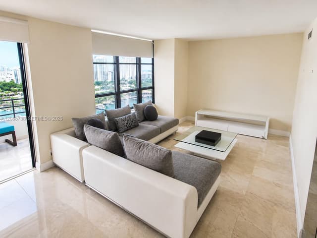 500 Three Islands Blvd # 918, Hallandale Beach FL 33009 - Hallandale Beach, FL - Photo 4