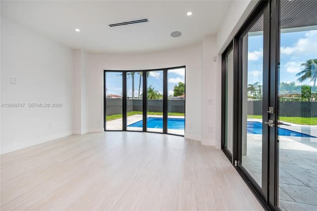 9951 SW 41st Ter, Miami FL 33165 - Miami, FL - Photo 5