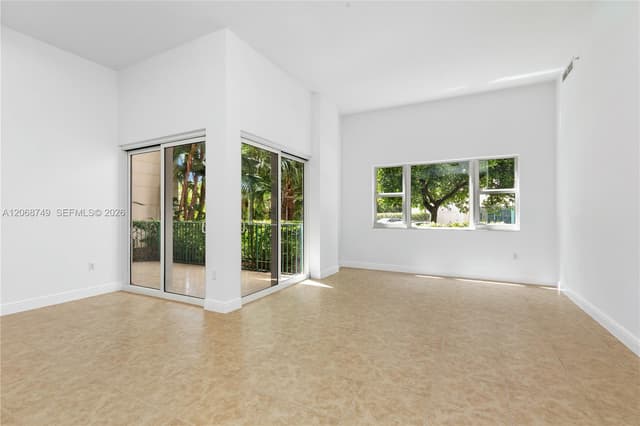 19900 E Country Club Dr # 104, Aventura FL 33180 - Aventura, FL - Photo 5