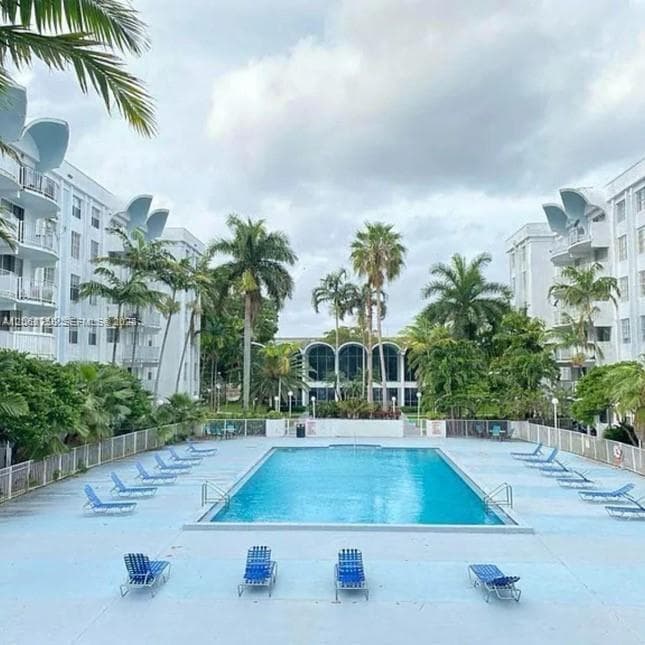492 NW 165th St Rd # 415, Miami FL 33169 - Miami, FL - Photo 1