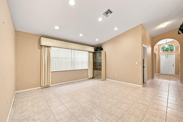 6778 COLUMBIA Avenue, Lake Worth FL 33467 - Lake Worth, FL - Photo 3