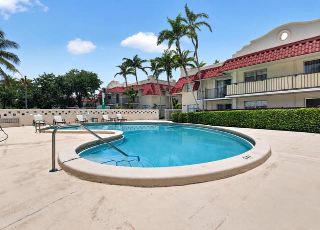 6705 N KENDALL Drive # 307, Pinecrest FL 33156 - Pinecrest, FL - Photo 2