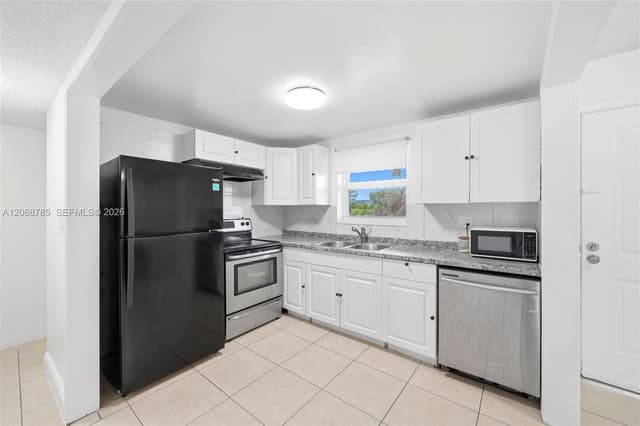 9375 Fontainebleau Blvd # L301, Miami FL 33172 - Miami, FL - Photo 7