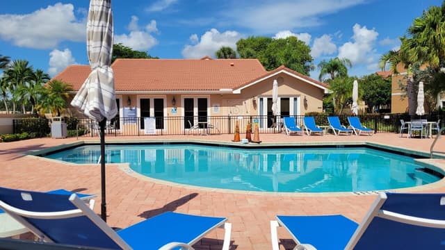 8851 WILES Road # 307, Coral Springs FL 33067 - Coral Springs, FL - Photo 4