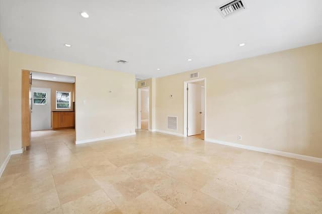 5432 NE 4th Terrace, Oakland Park FL 33334 - Oakland Park, FL - Photo 5