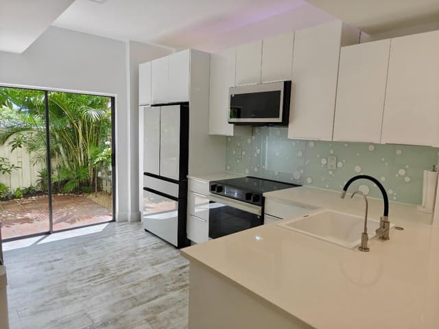 210 BELLA VISTA Court N # 10, Jupiter FL 33477 - Jupiter, FL - Photo 3