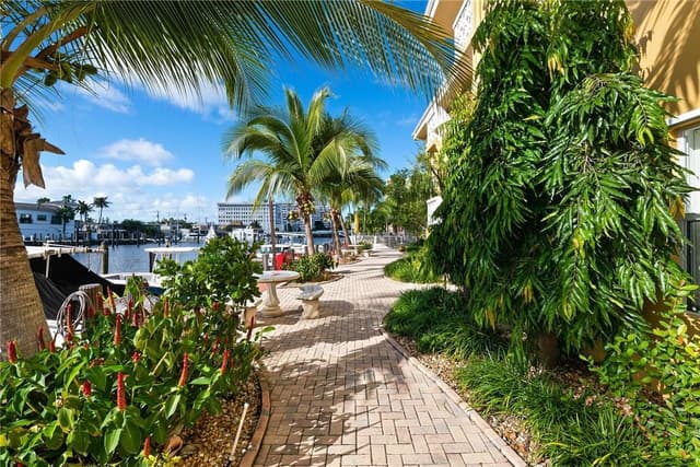 815 Middle River Drive # 205, Fort Lauderdale FL 33304 - Fort Lauderdale, FL - Photo 3
