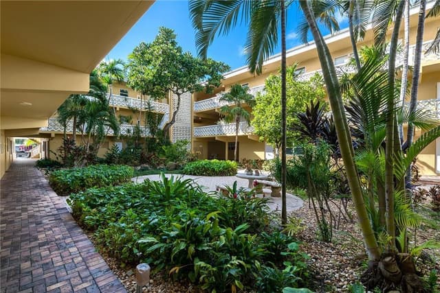 815 Middle River Drive # 205, Fort Lauderdale FL 33304 - Fort Lauderdale, FL - Photo 4
