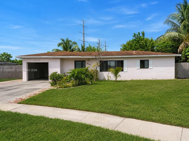 1409 Broadmoor, North Lauderdale FL 33068 - North Lauderdale, FL - Photo 2