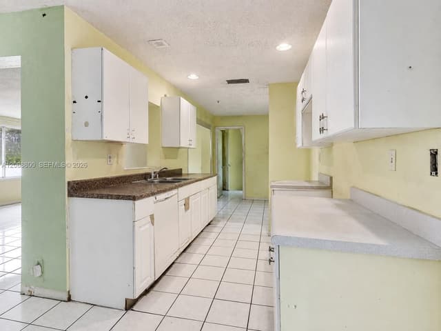 1409 Broadmoor, North Lauderdale FL 33068 - North Lauderdale, FL - Photo 6